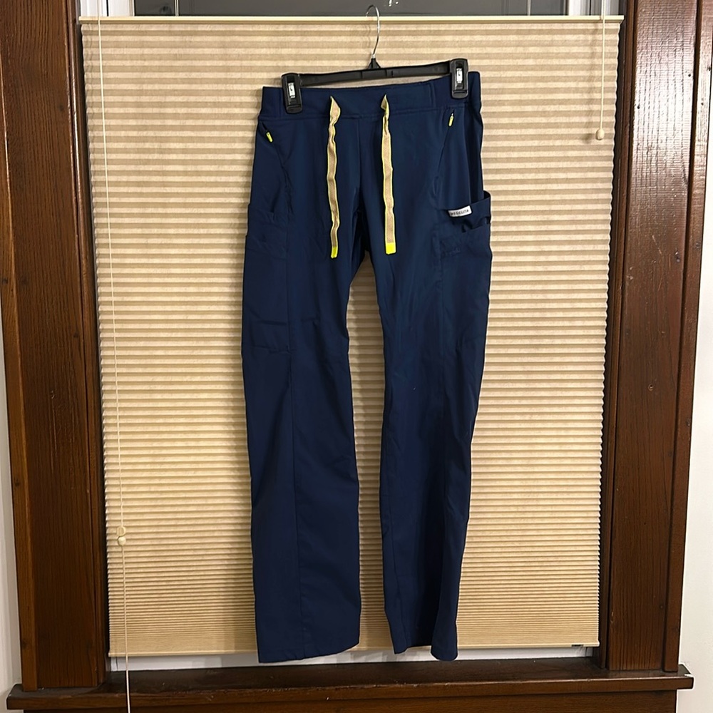 scrub pants